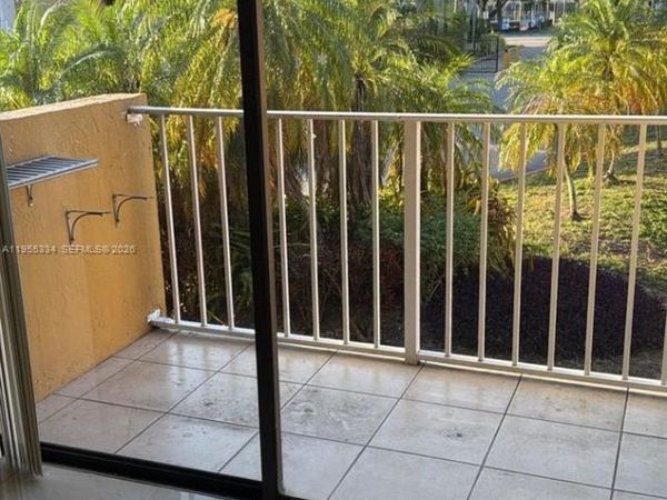 15620 SW 80th St , Unit H-203, Miami, FL 33193