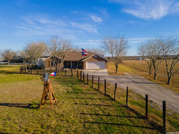 433 W Klein, New Braunfels, TX 78130