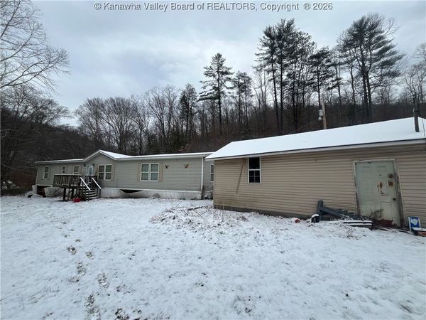 161 Gable Lane, Racine, WV 25165