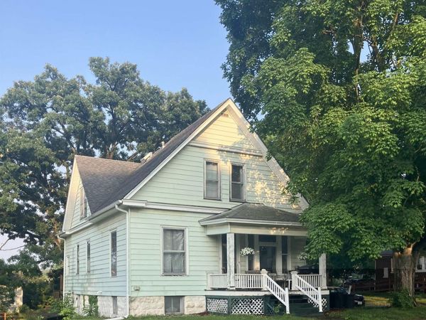 401 E Broadway Avenue, Fairfield, IA 52556