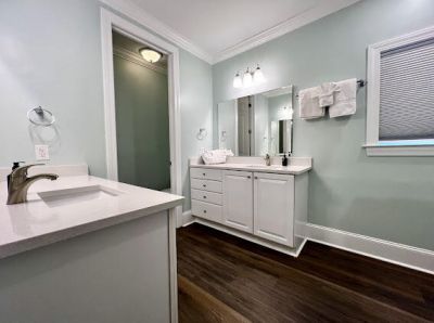 15 42nd Avenue Photo 16