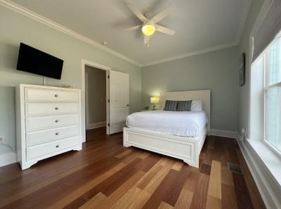 15 42nd Avenue Photo 21