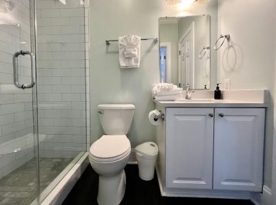 15 42nd Avenue Photo 27