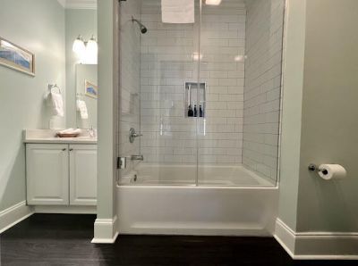 15 42nd Avenue Photo 32