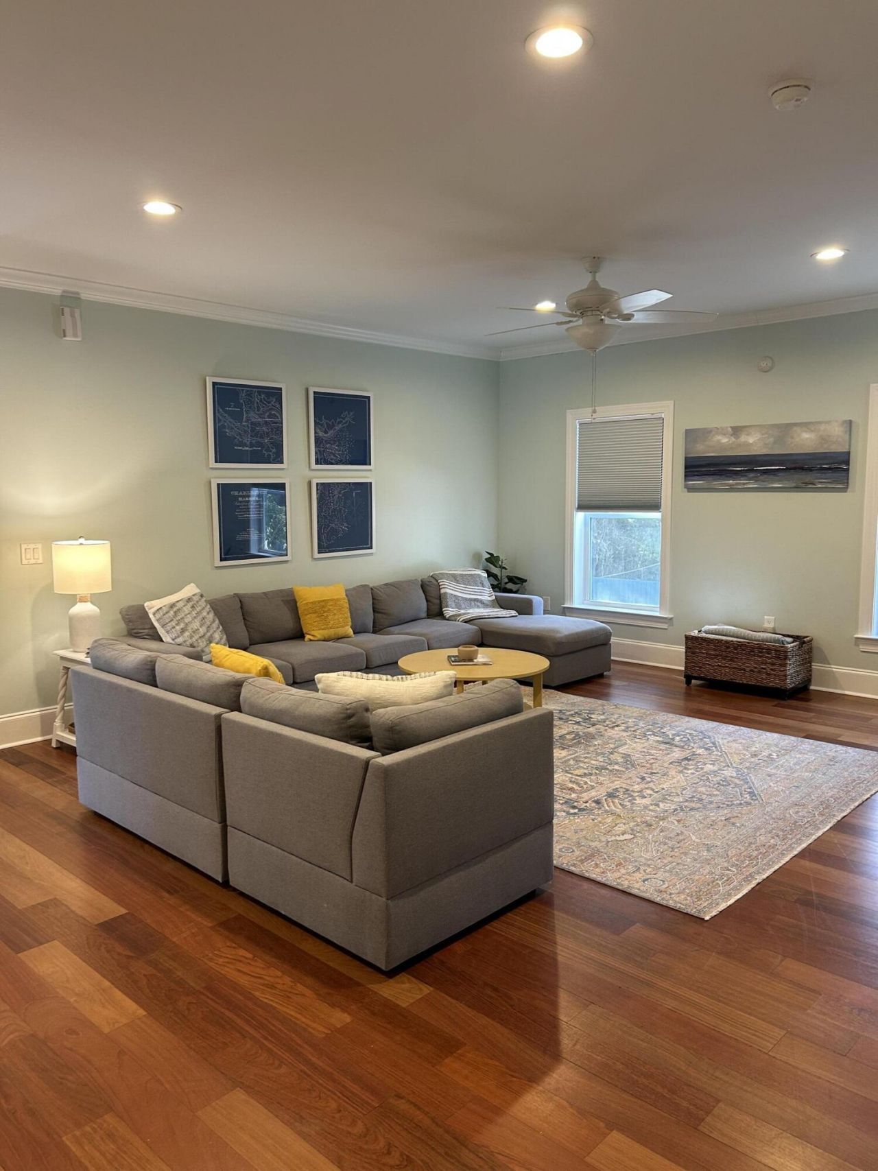 15 42nd Avenue Photo 6