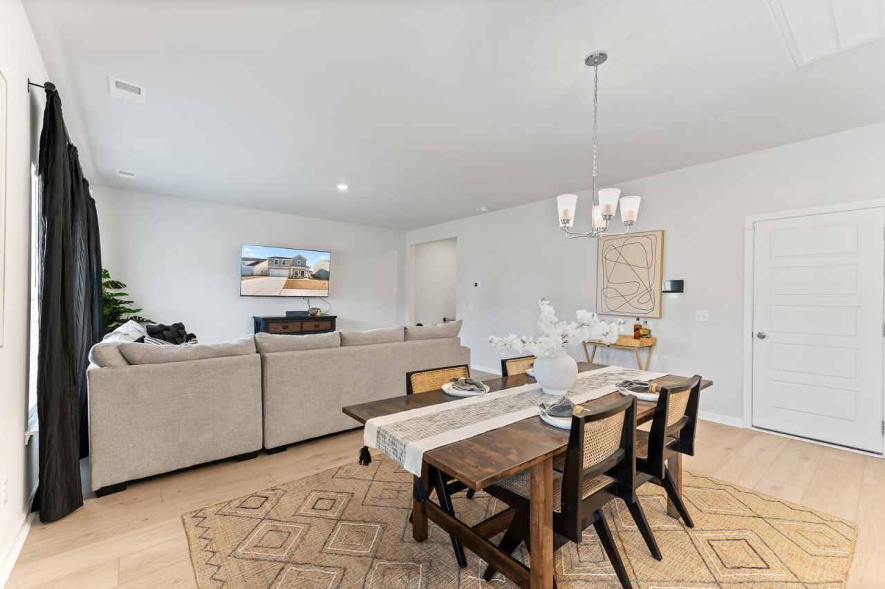 142 Post Mill Drive Photo 10