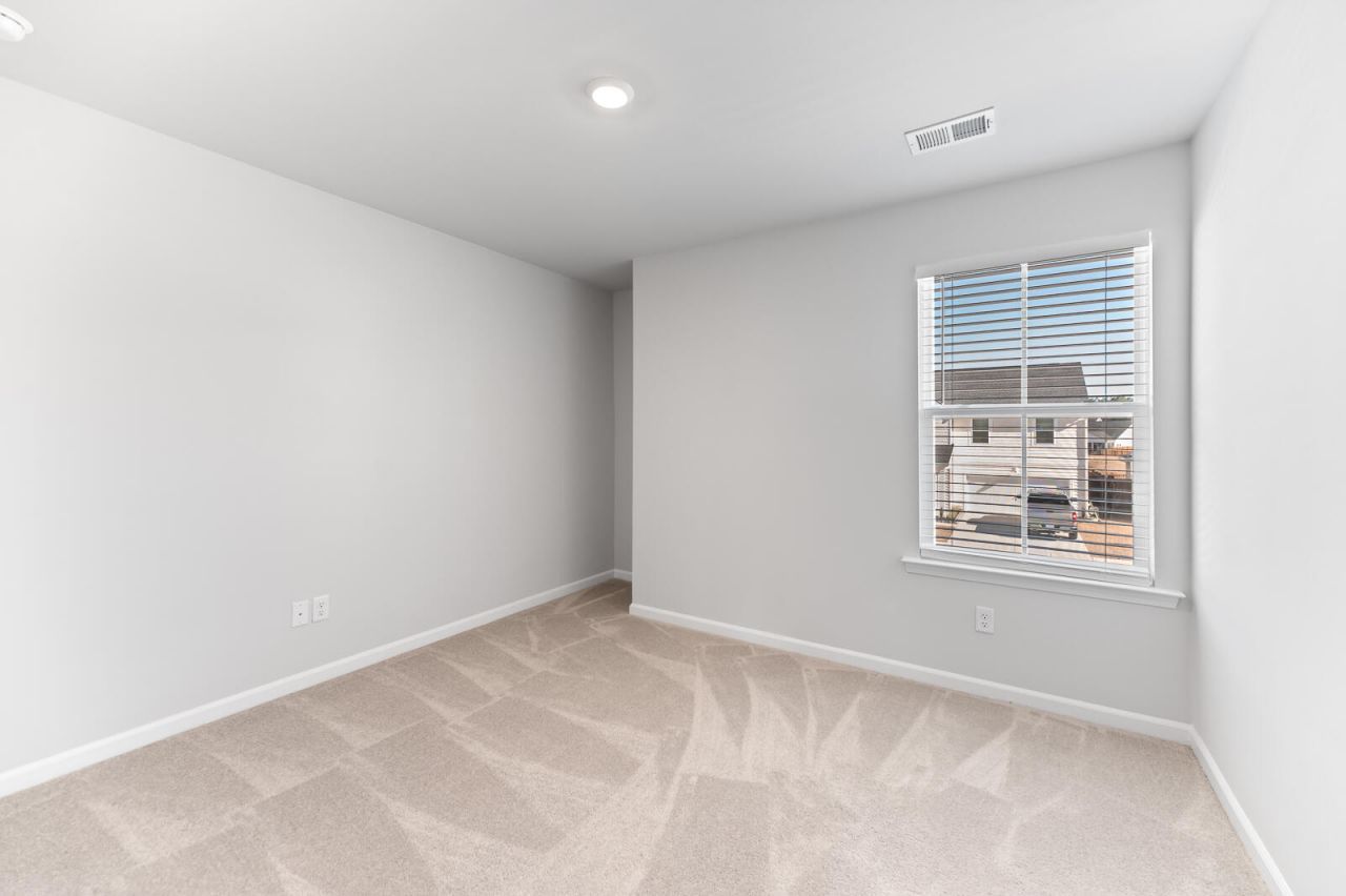 142 Post Mill Drive Photo 24