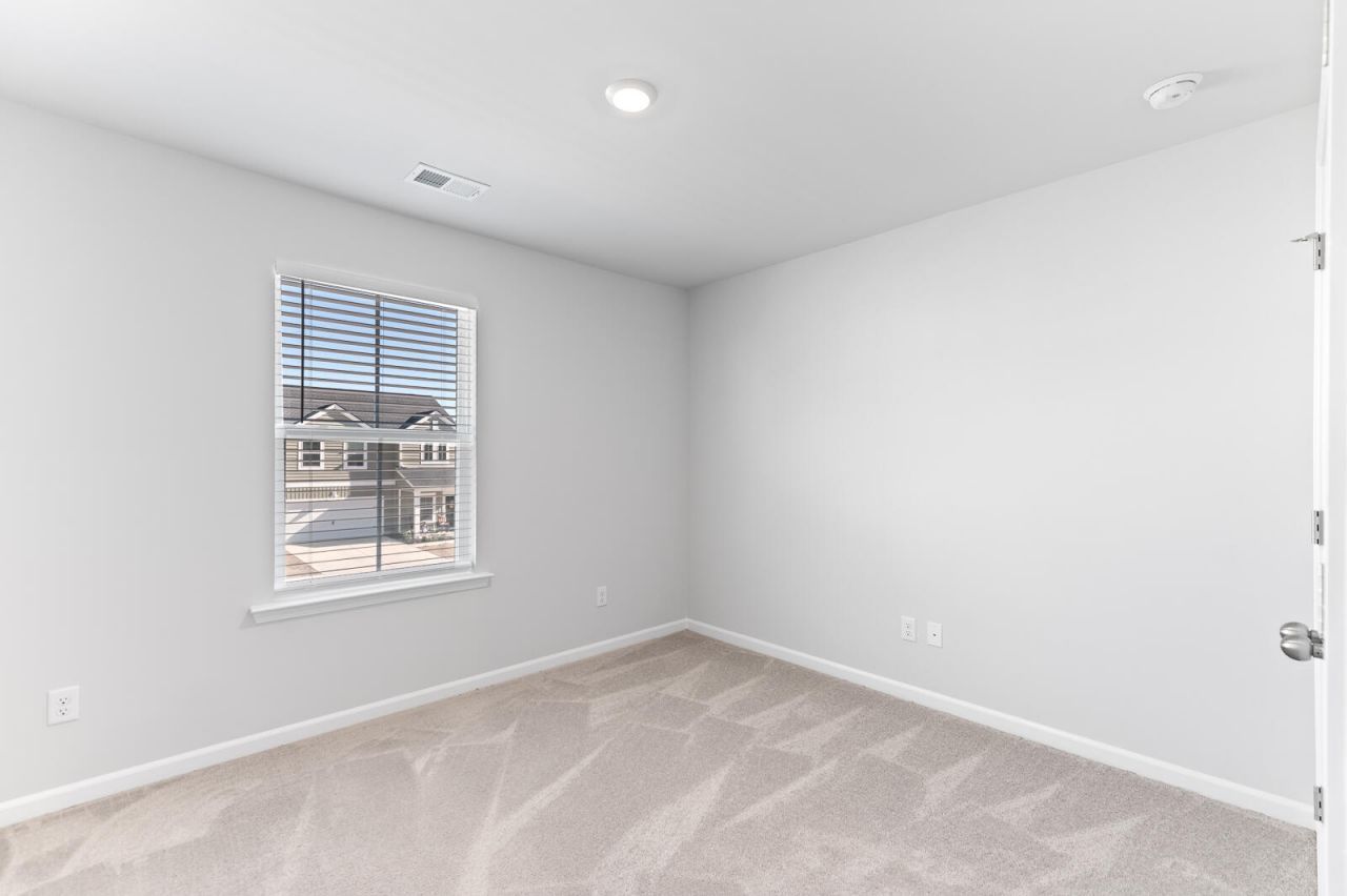 142 Post Mill Drive Photo 25