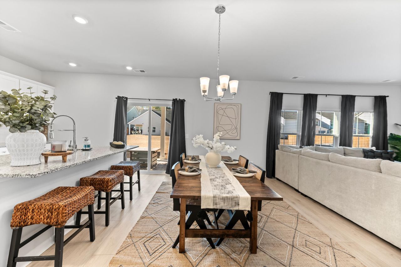 142 Post Mill Drive Photo 8