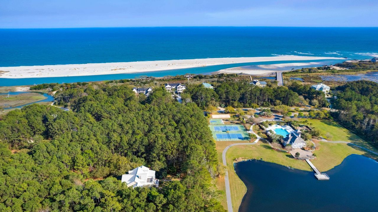 3067 Vanderbilt Blvd. Photo 4