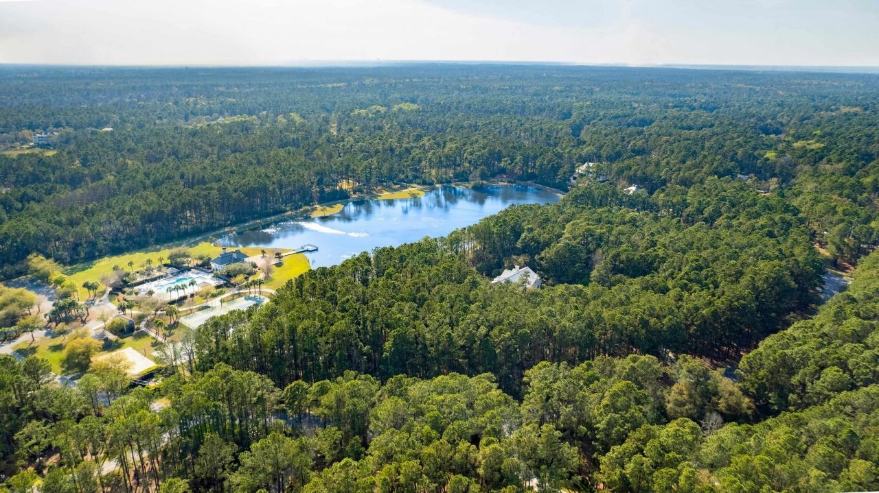 3067 Vanderbilt Blvd. Photo 8