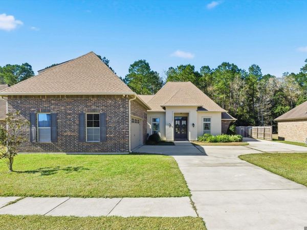 39725 Dockside Dr, Ponchatoula, LA 70454