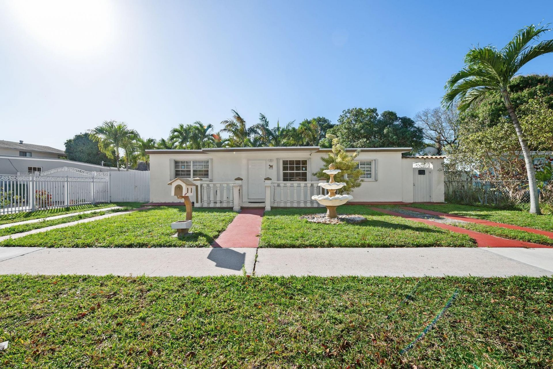 466 E 62nd St, Hialeah, FL 33013 Main Photo