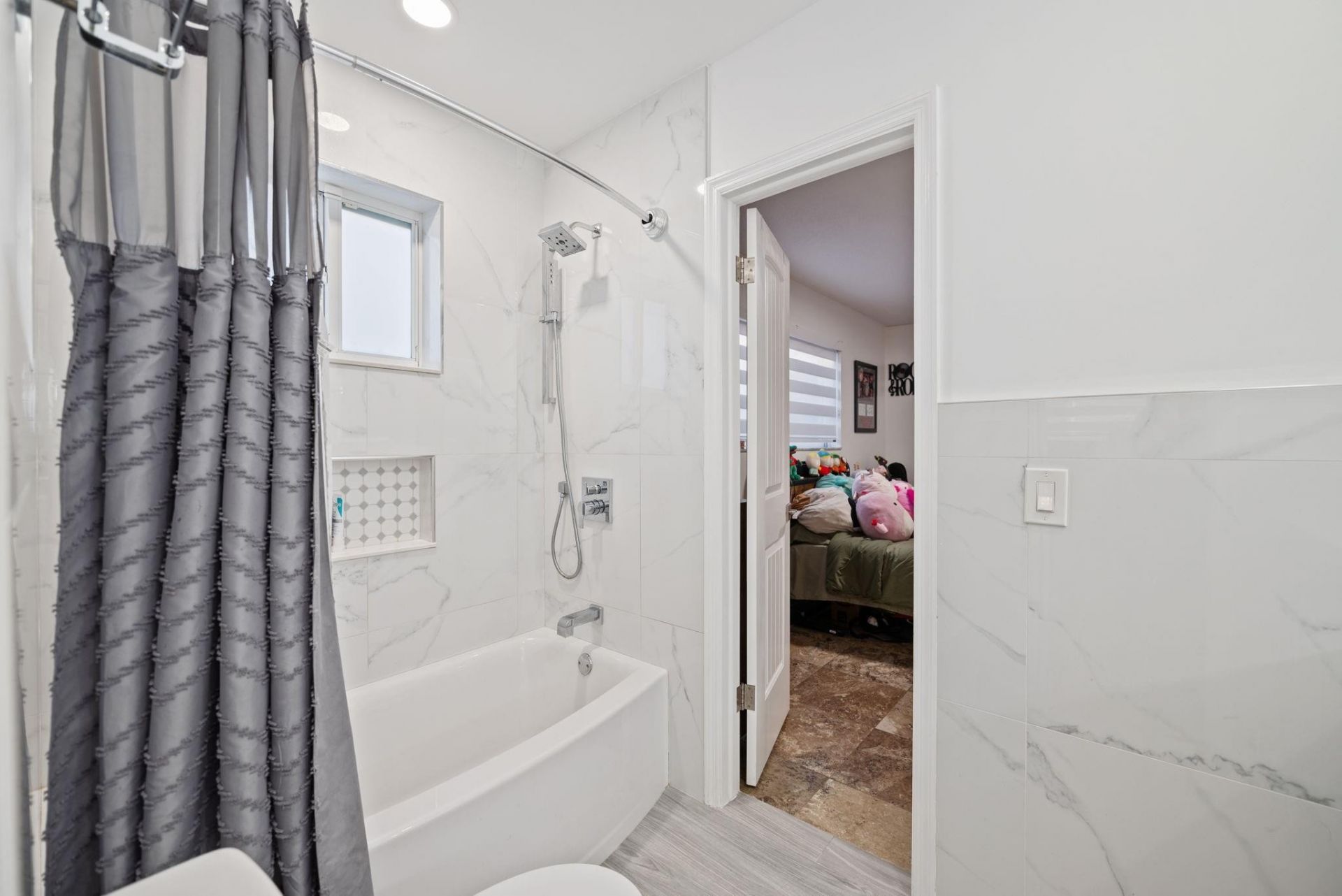 6320 Pent Pl, Miami Lakes, FL 33014 Photo