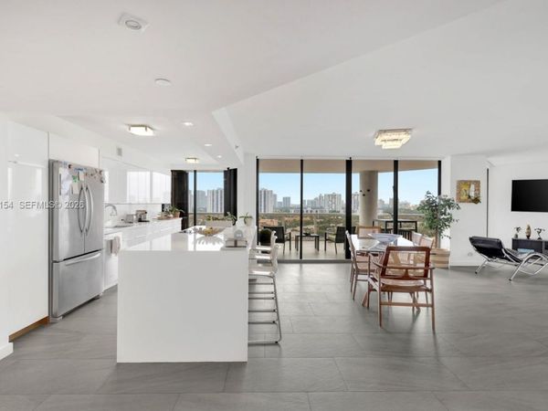 3598 Yacht Club Dr, Unit 1403, Aventura, FL 33180