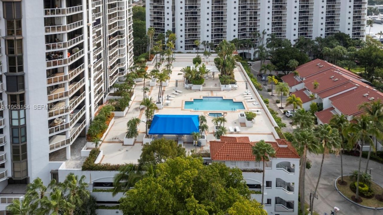 3598 Yacht Club Dr, Unit 1403, Aventura, FL 33180 Photo