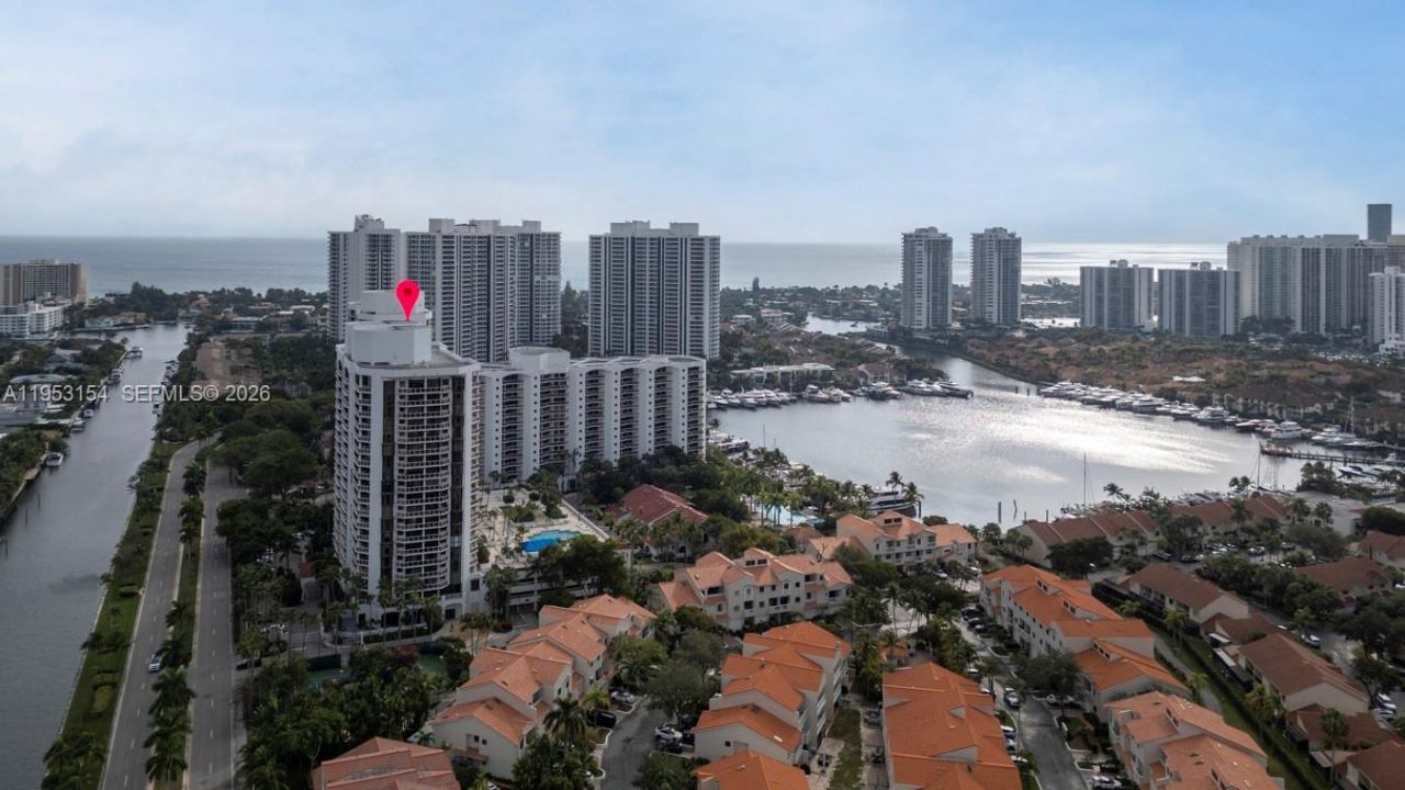 3598 Yacht Club Dr, Unit 1403, Aventura, FL 33180 Photo