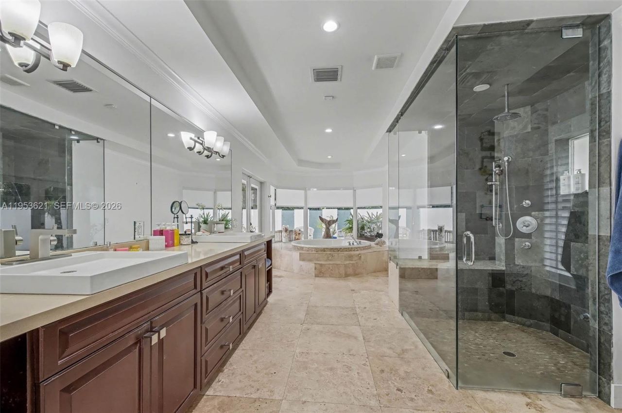 8600 SW 162nd St, Palmetto Bay, FL 33157 Photo