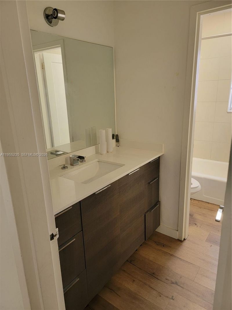 5112 NW 79th Ave, Unit 307, Doral, FL 33166 Photo