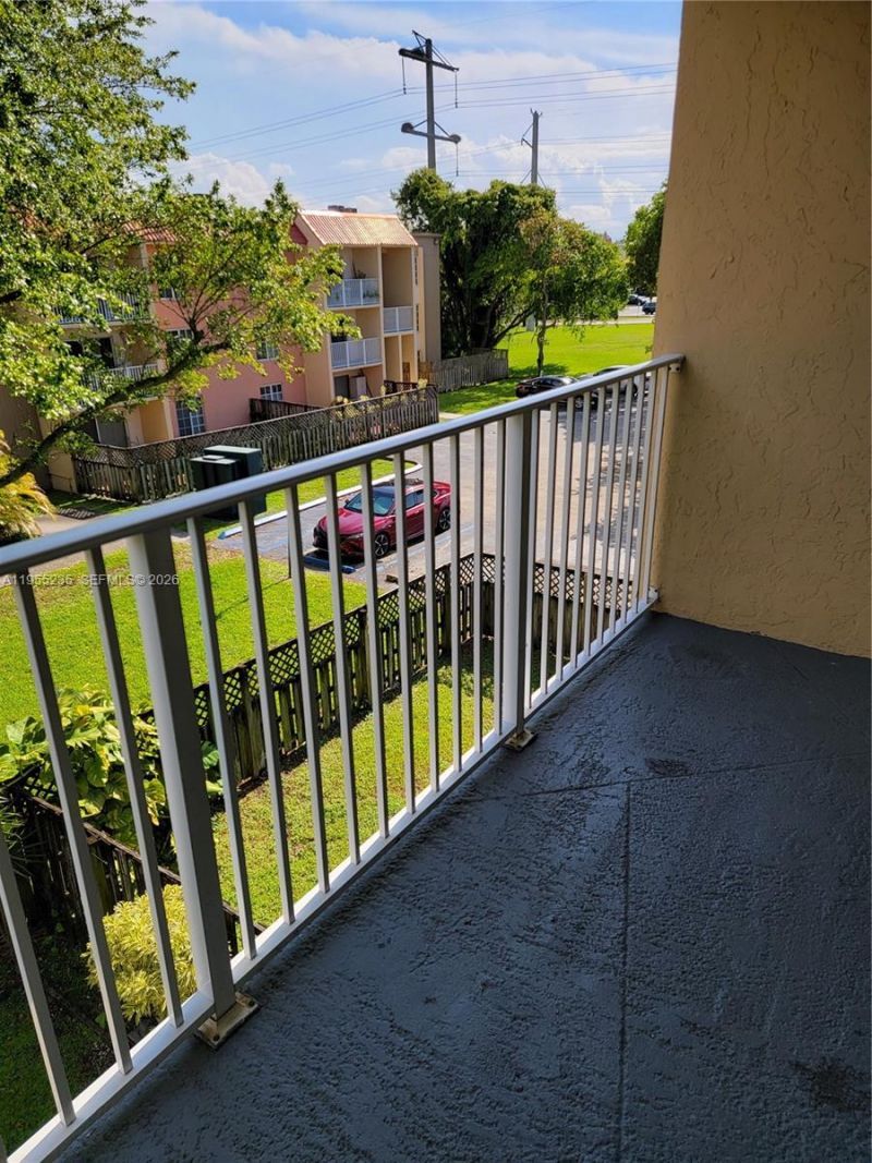 5112 NW 79th Ave, Unit 307, Doral, FL 33166 Photo