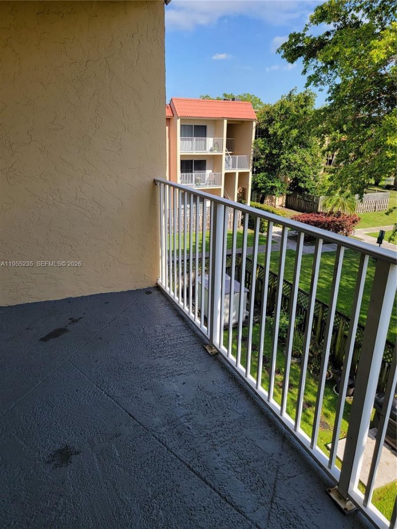 5112 NW 79th Ave, Unit 307, Doral, FL 33166 Photo