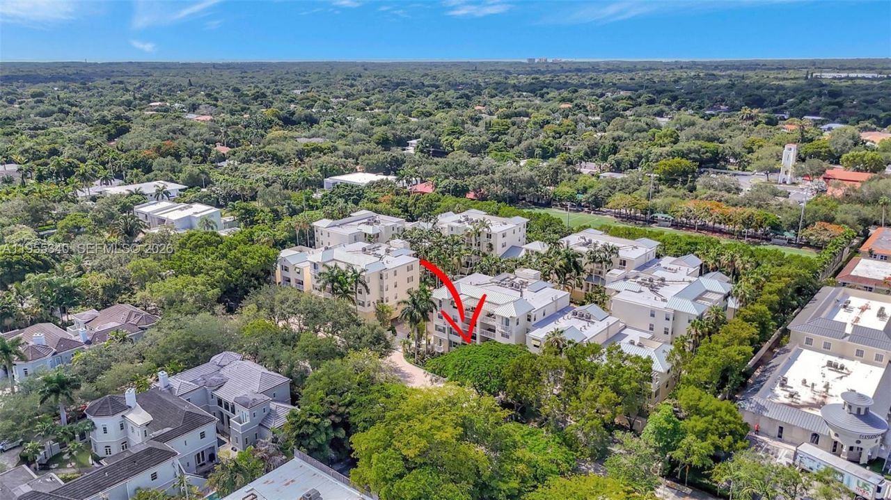 7588 SW 102nd St , Unit 203, Pinecrest, FL 33156 Photo