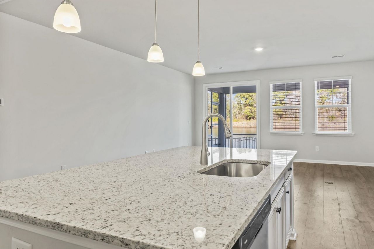 135 Atlantic Breeze Dr. Photo 10