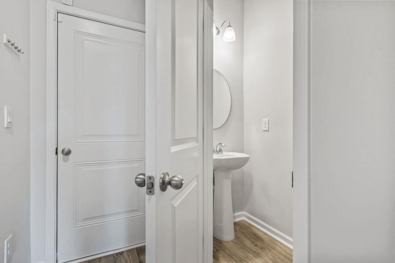 135 Atlantic Breeze Dr. Photo 12