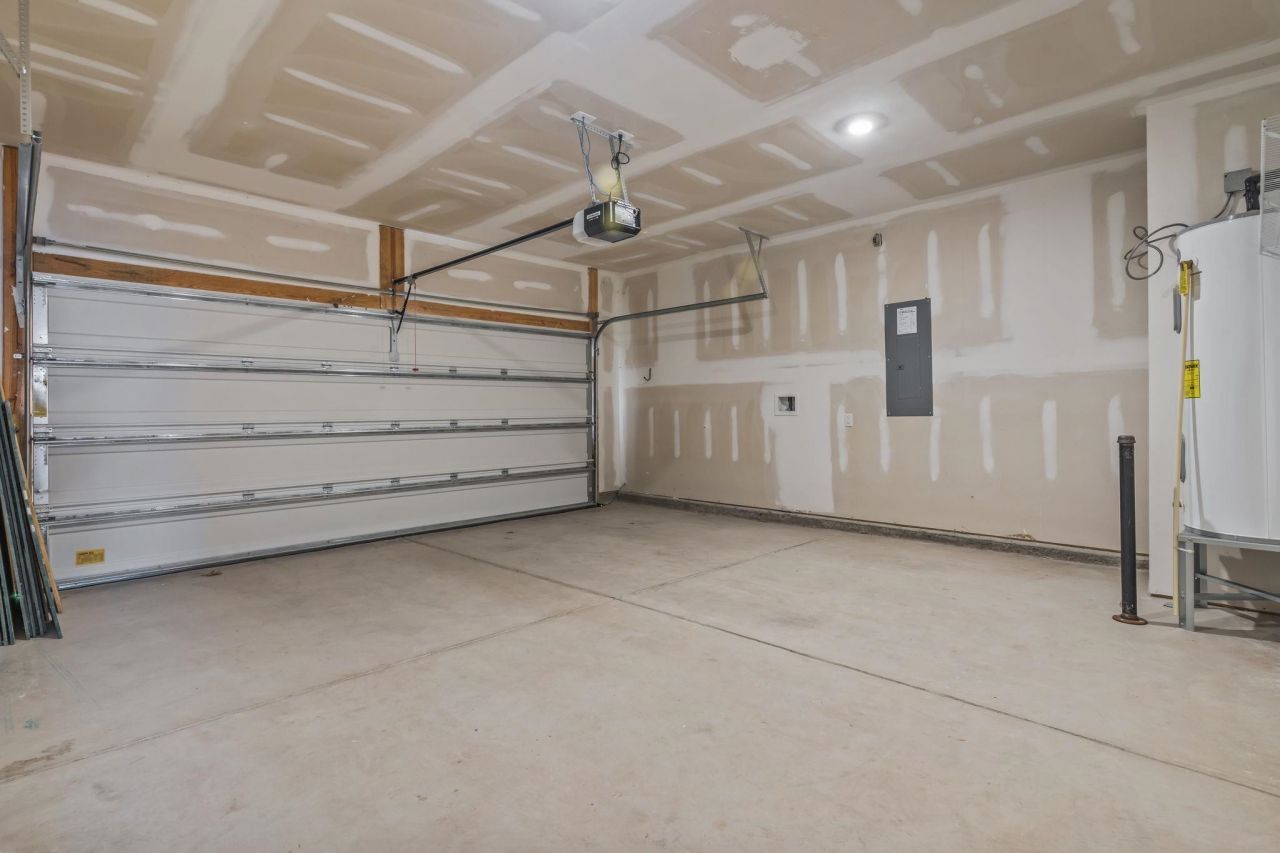 135 Atlantic Breeze Dr. Photo 28