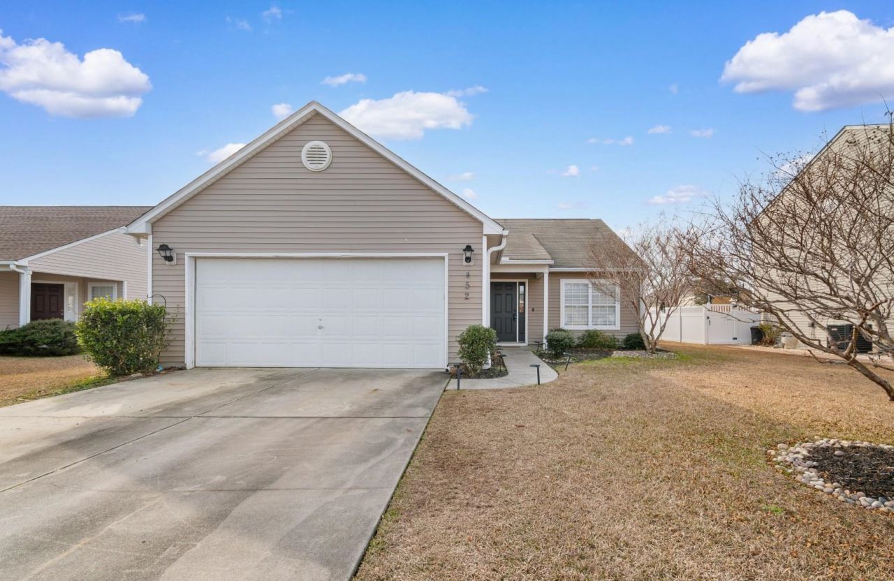 452 Palm Frond Dr. Photo 1