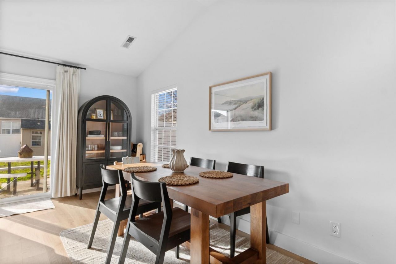 452 Palm Frond Dr. Photo 13