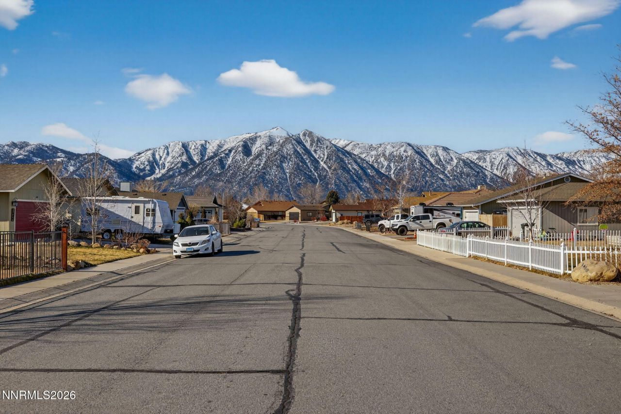 1450 Sally Lane, Gardnerville, NV 89460 Photo