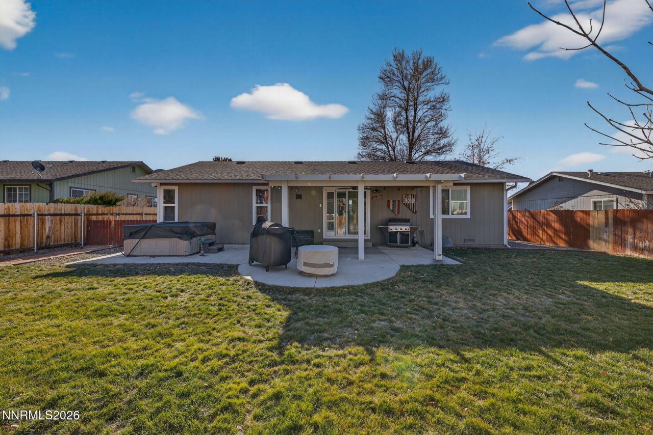 1450 Sally Lane, Gardnerville, NV 89460 Photo