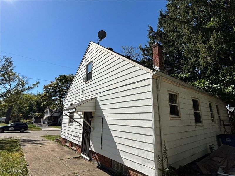 16015 S Lotus Drive, Cleveland, OH 44128 Photo 18