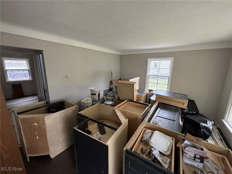 16015 S Lotus Drive, Cleveland, OH 44128 Photo 5