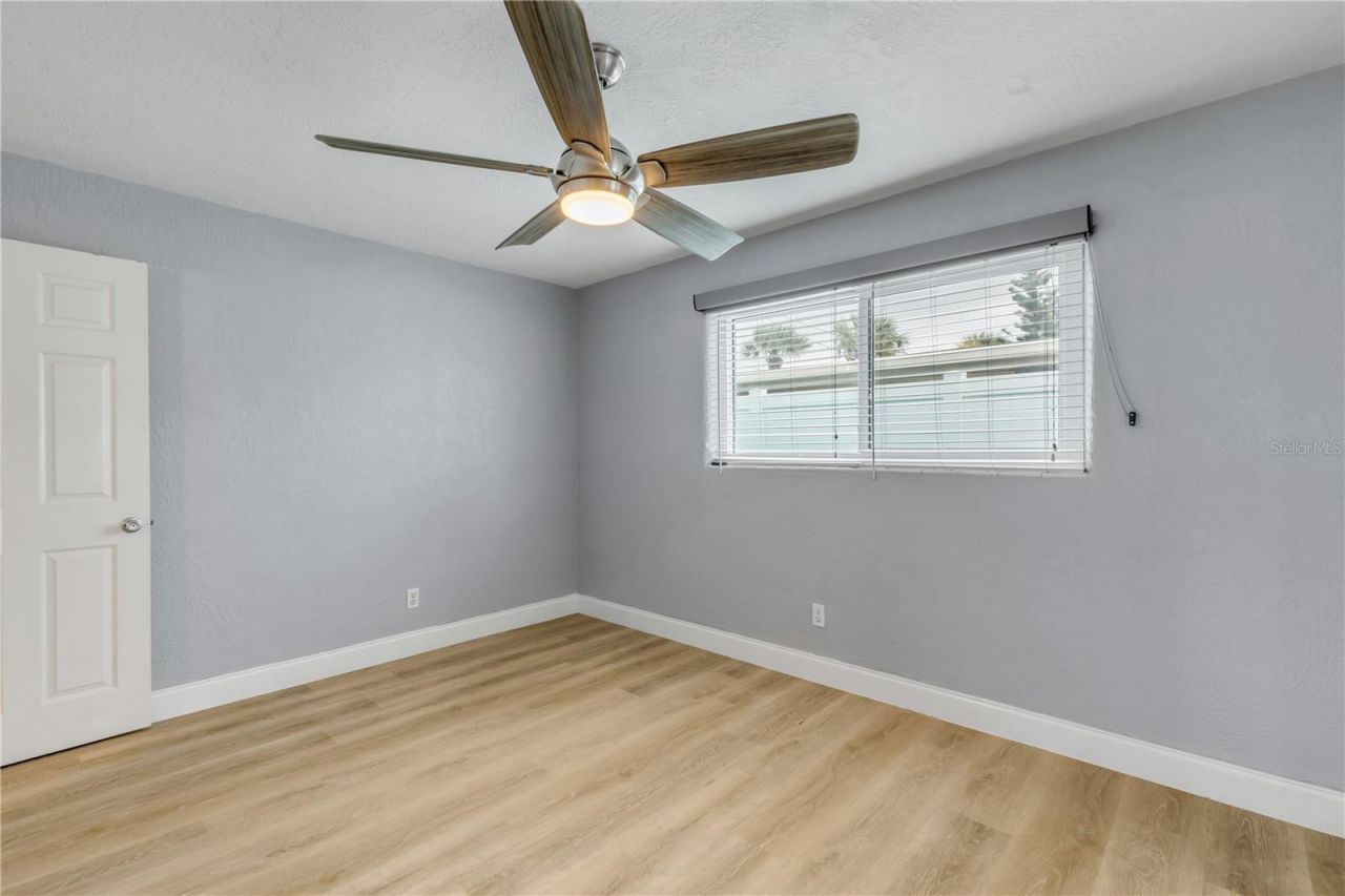 921 E 2nd Avenue, New Smyrna Beach, FL 32169 Photo