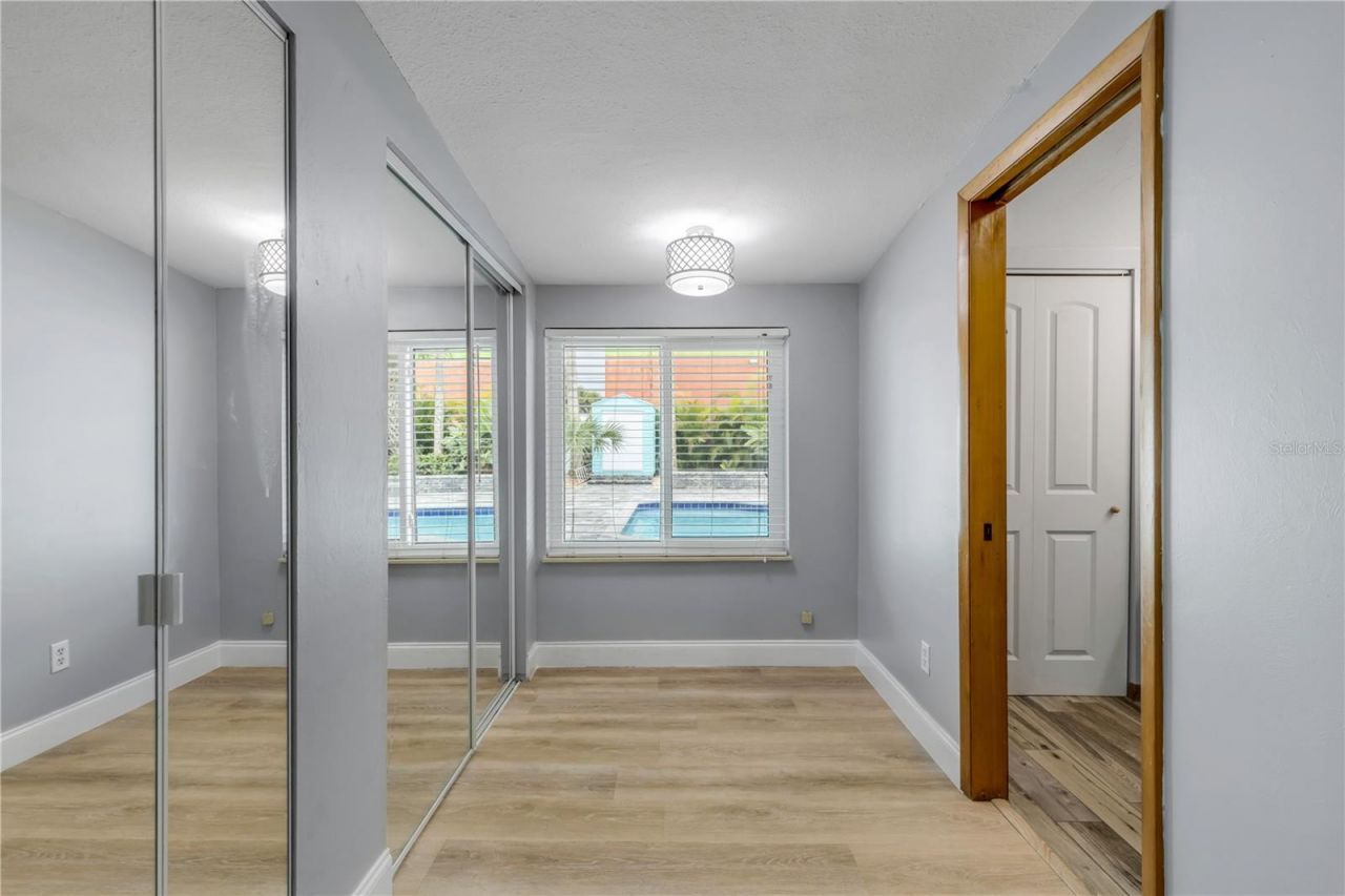 921 E 2nd Avenue, New Smyrna Beach, FL 32169 Photo