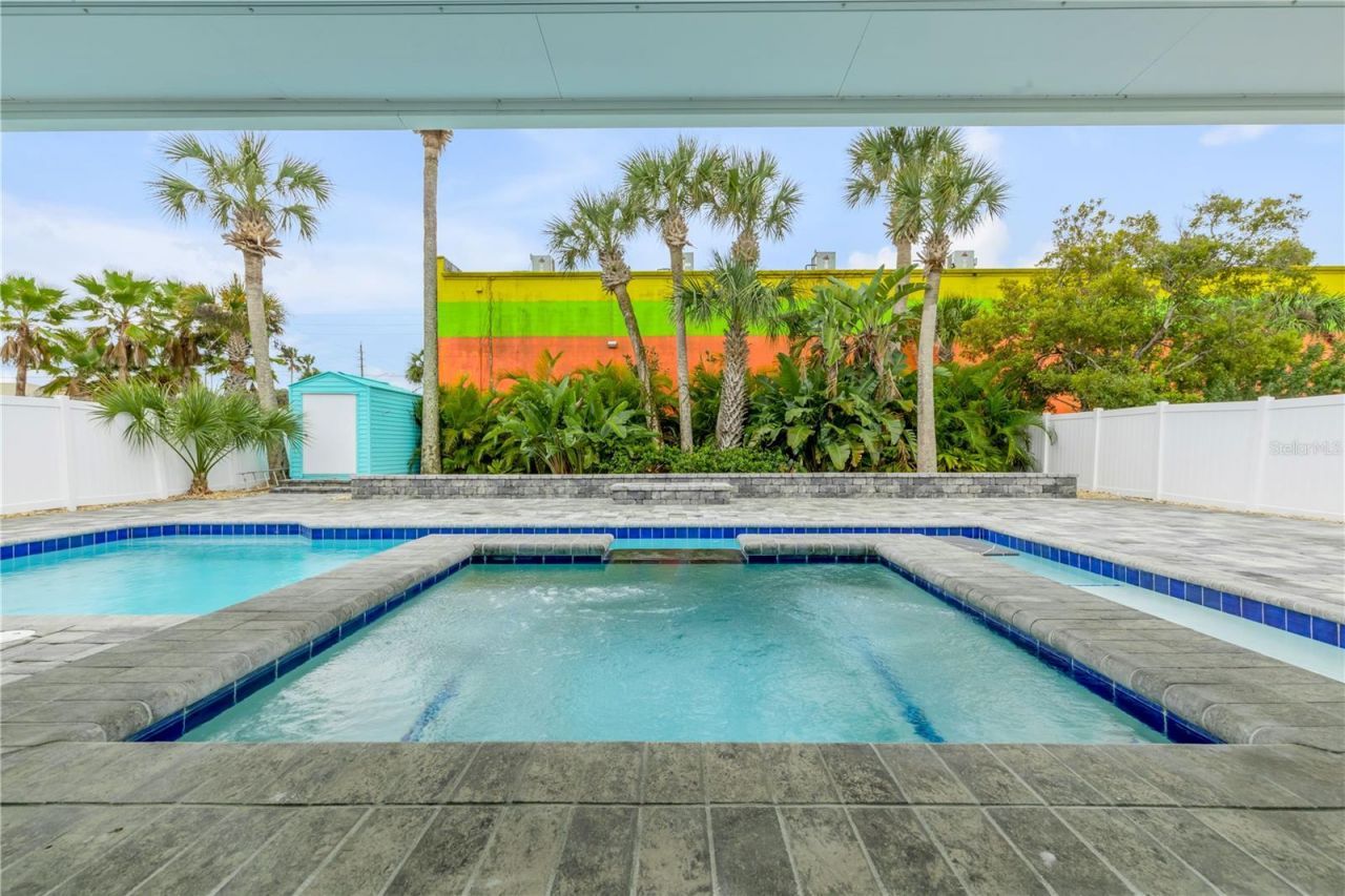 921 E 2nd Avenue, New Smyrna Beach, FL 32169 Photo