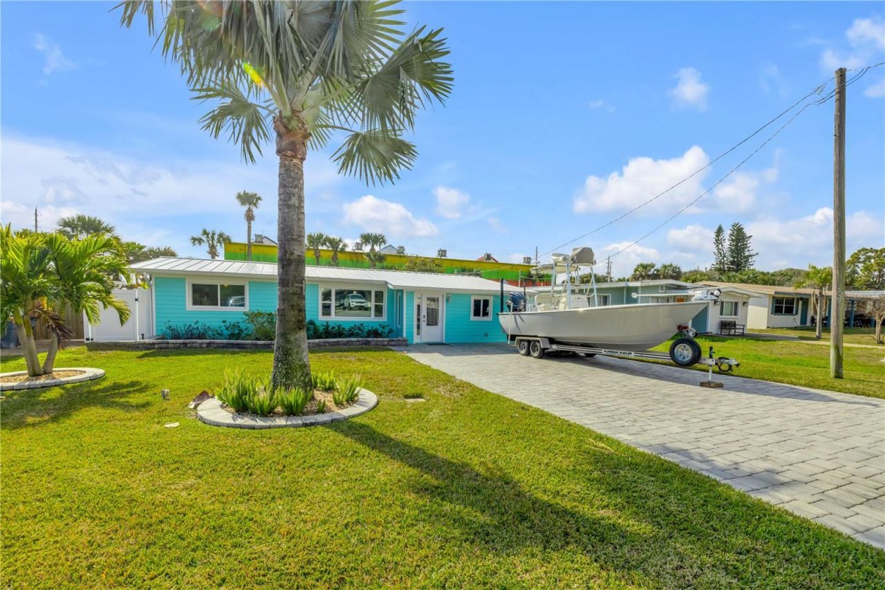 921 E 2nd Avenue, New Smyrna Beach, FL 32169 Photo