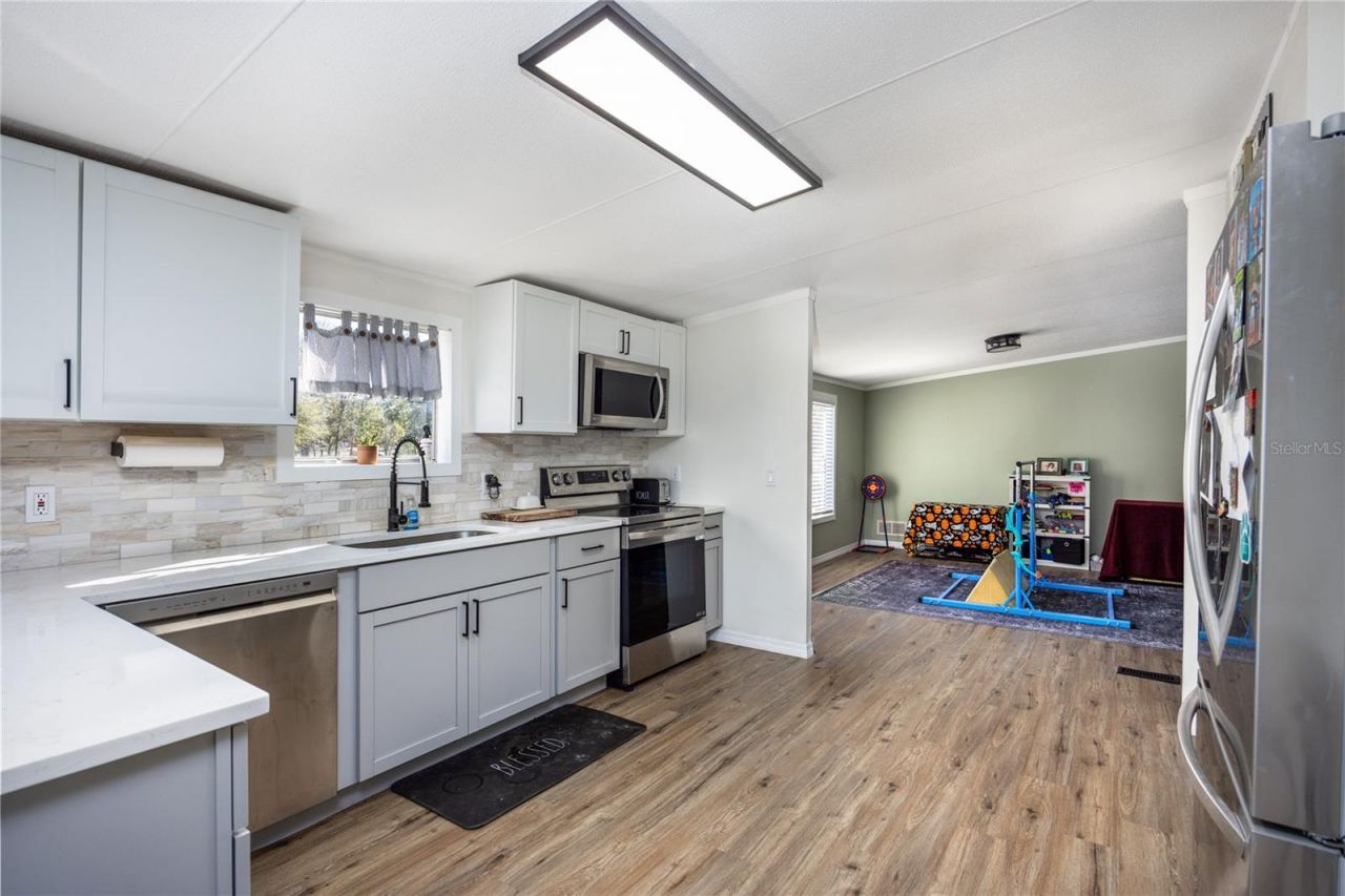 847 SW Applewood Glen, Fort White, FL 32038 Photo