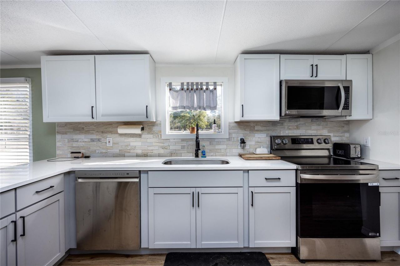 847 SW Applewood Glen, Fort White, FL 32038 Photo