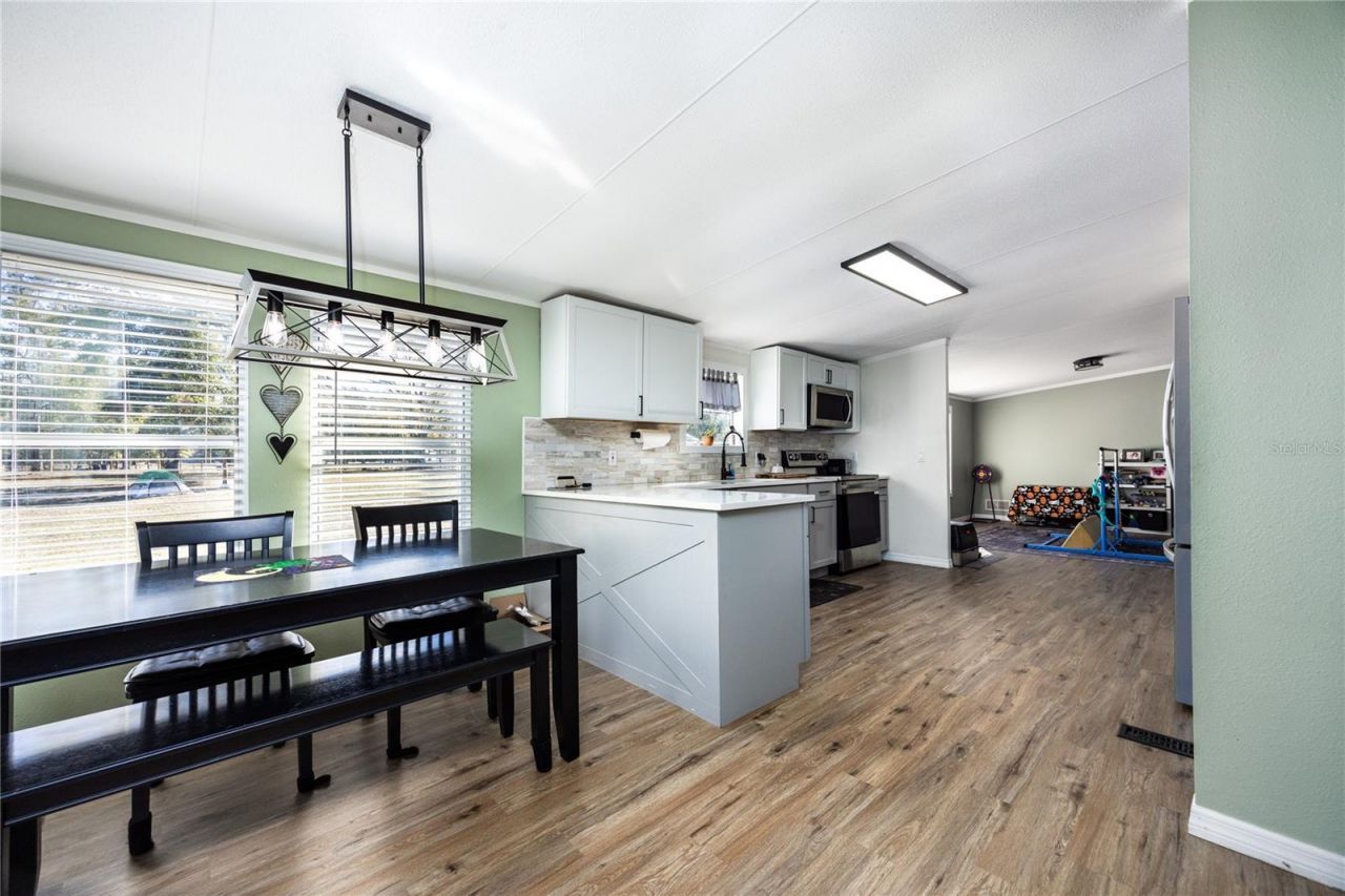 847 SW Applewood Glen, Fort White, FL 32038 Photo