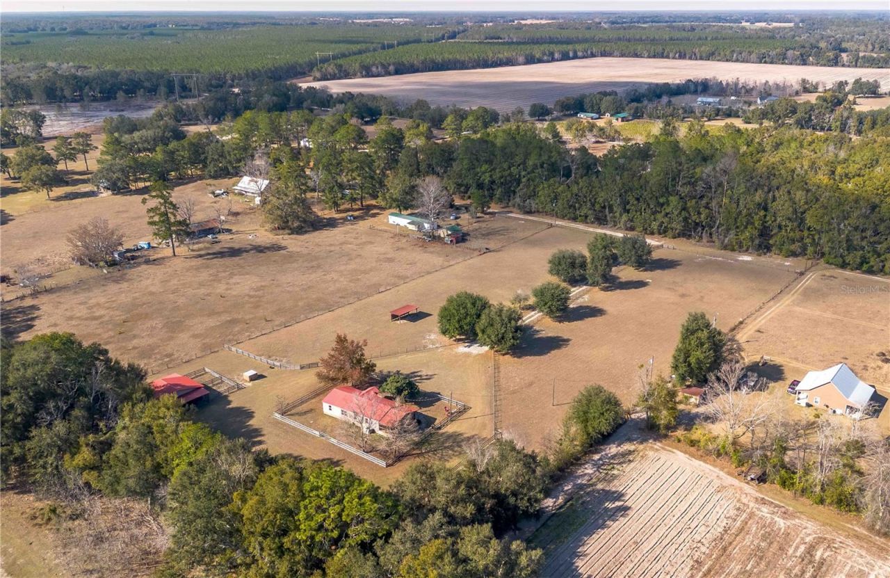 26707 NW 84th Place, High Springs, FL 32643 Photo