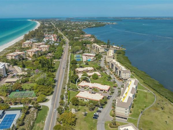 4750 GULF OF MEXICO DRIVE, Unit Villa 8, LONGBOAT KEY, FL 34228