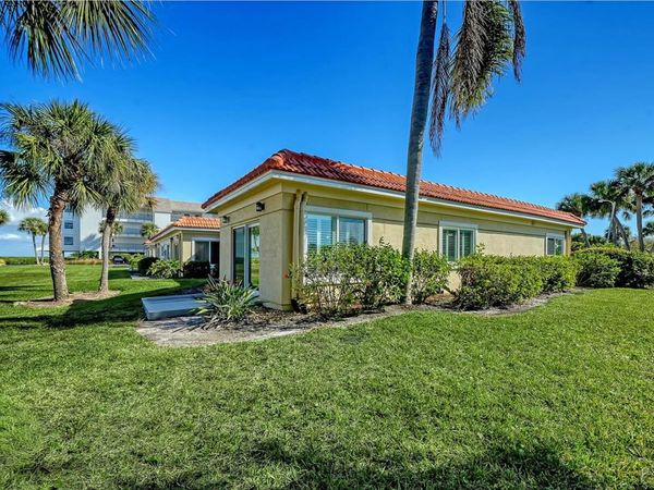 4750 GULF OF MEXICO DRIVE, Unit Villa 8, LONGBOAT KEY, FL 34228
