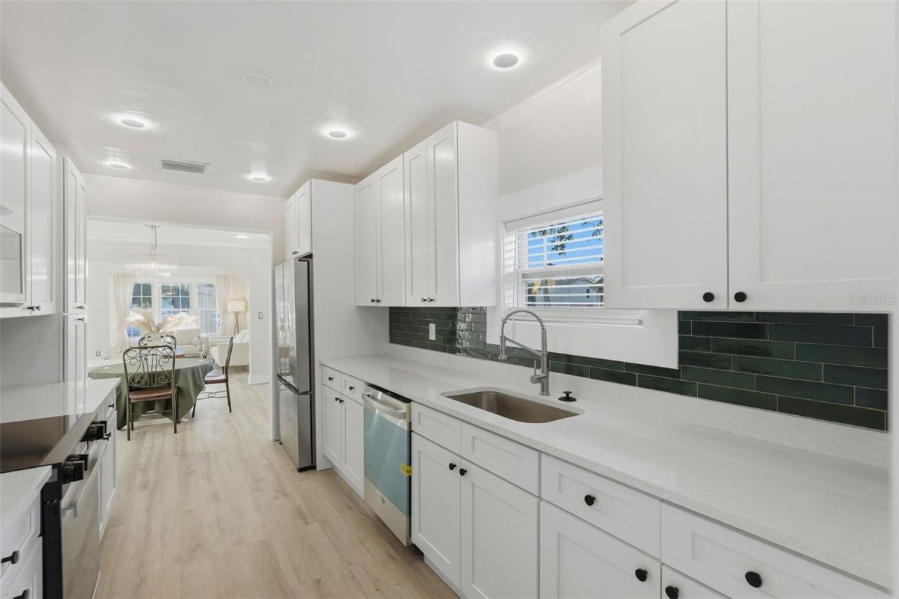851 20th Avenue S, Saint Petersburg, FL 33701 Photo