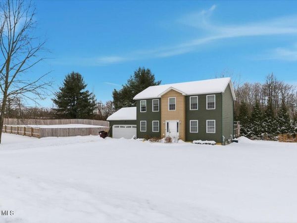61 Plank Road, Waterford, NY 12188