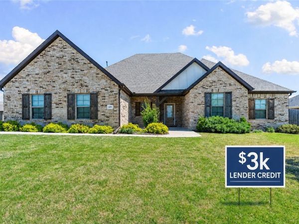 1218 Cassia Street, Tontitown, AR 72762