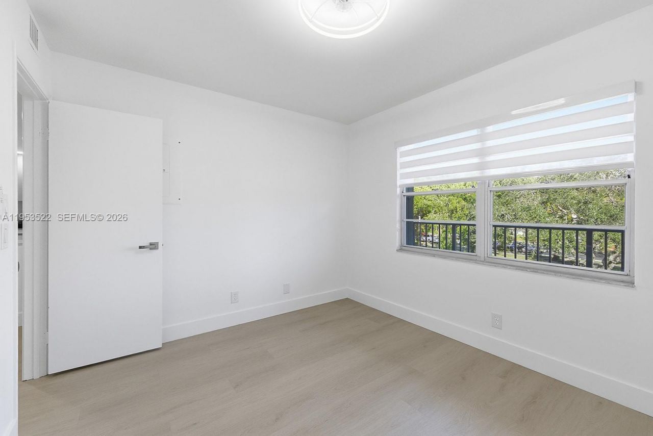 1300 SW 125th Ave , Unit 306K, Pembroke Pines, FL 33027 Photo