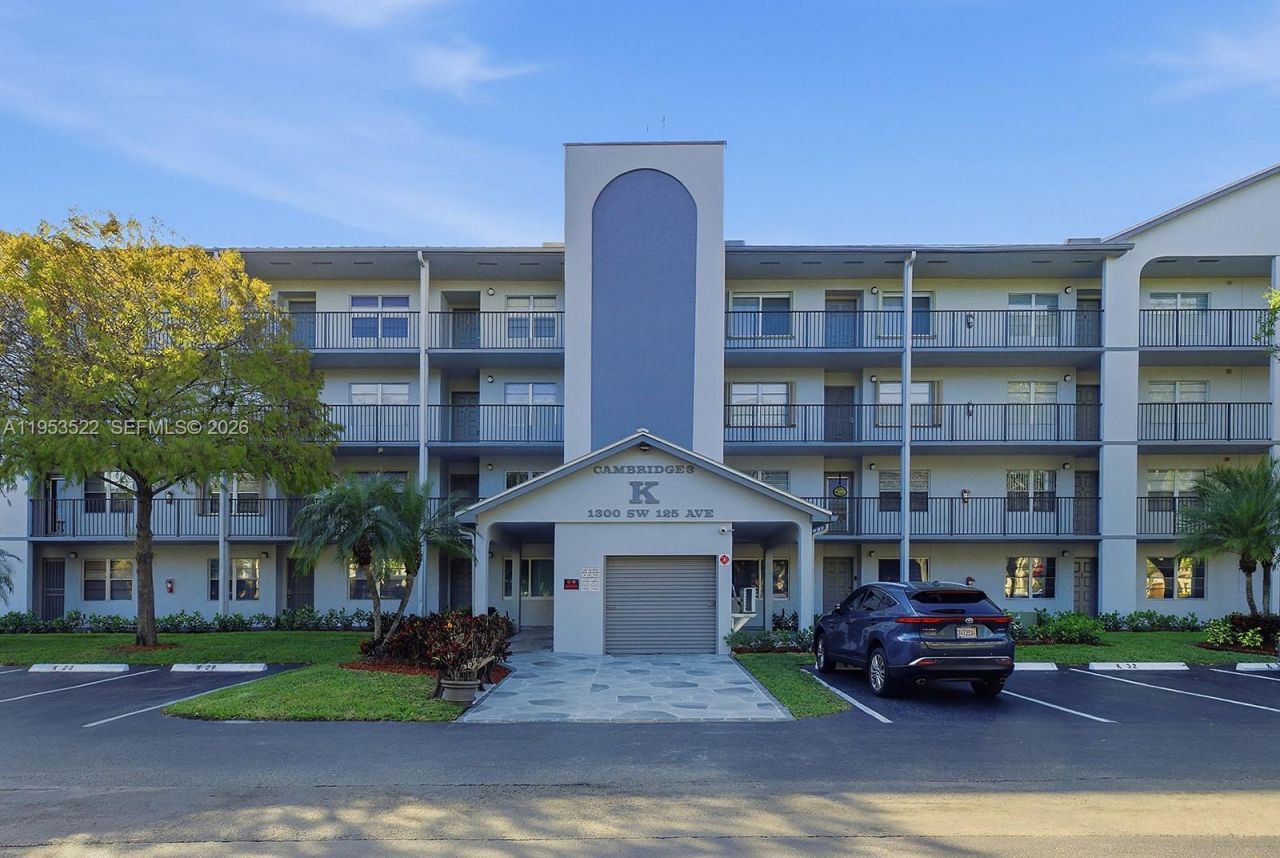 1300 SW 125th Ave , Unit 306K, Pembroke Pines, FL 33027 Photo